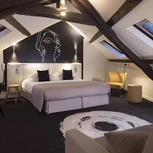 *** Hotel Montparnasse Saint Germain France